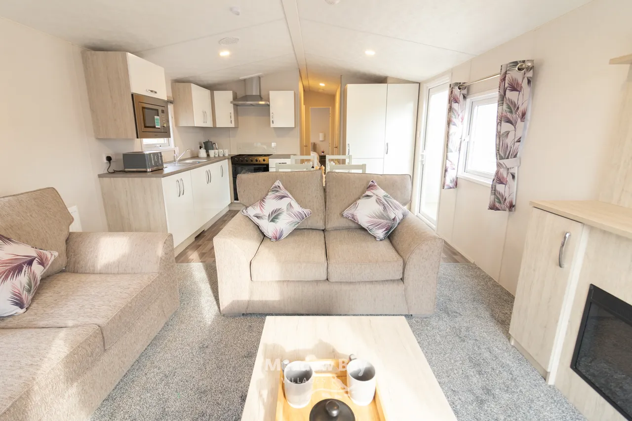 Manor Road, Hayling Island, photo 9