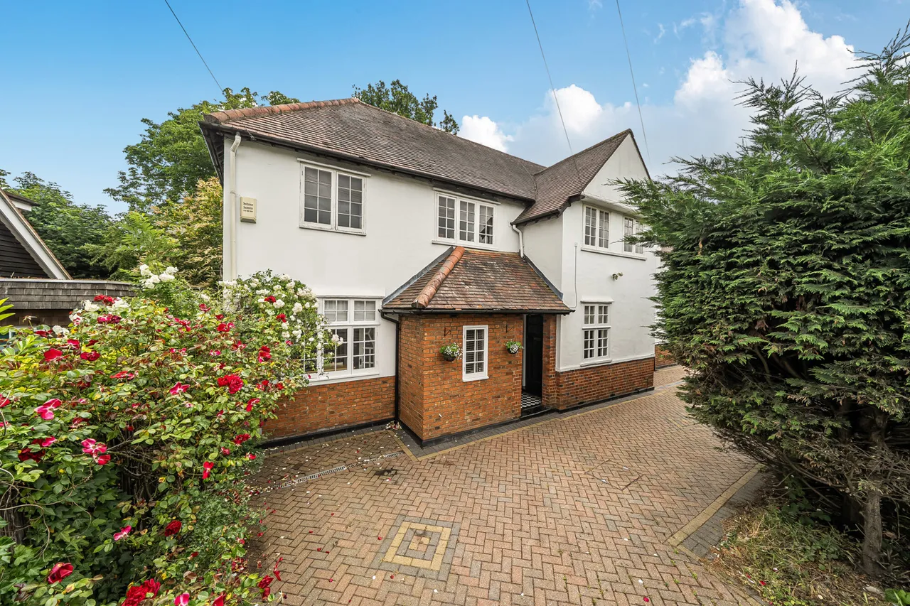 5 bed house for sale, Eastcote Road, Pinner, HA5