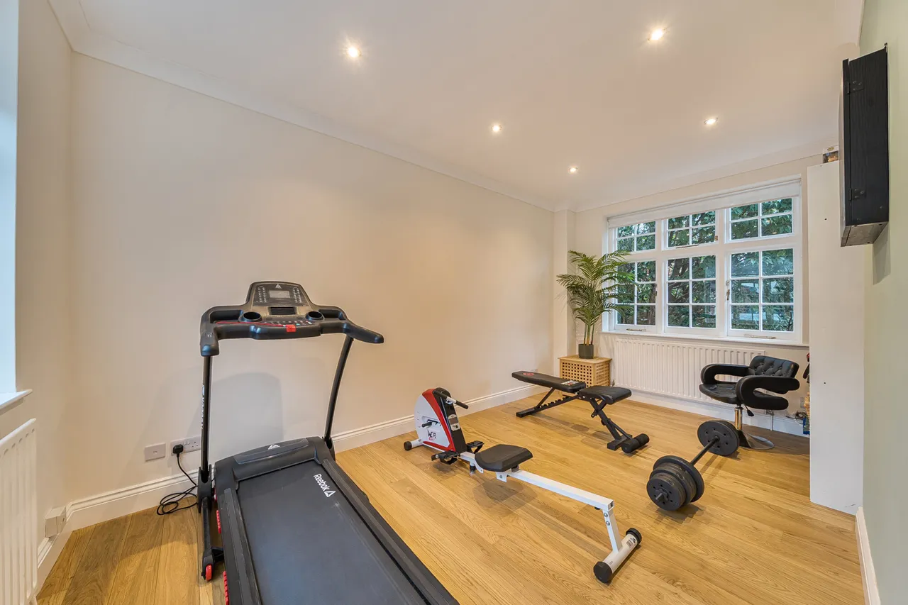 Eastcote Road, Pinner, HA5, photo 6