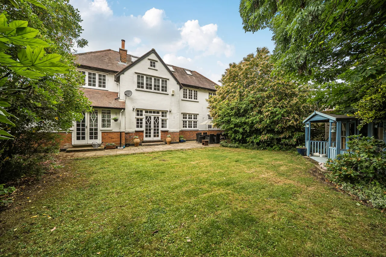 Eastcote Road, Pinner, HA5, photo 11