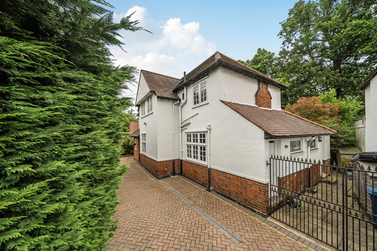 Eastcote Road, Pinner, HA5, photo 30