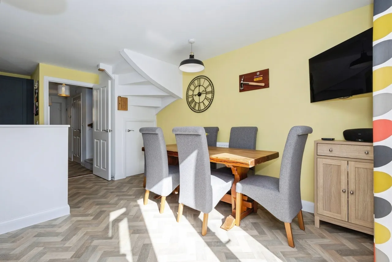 Sandeman Grove, PO11, photo 11