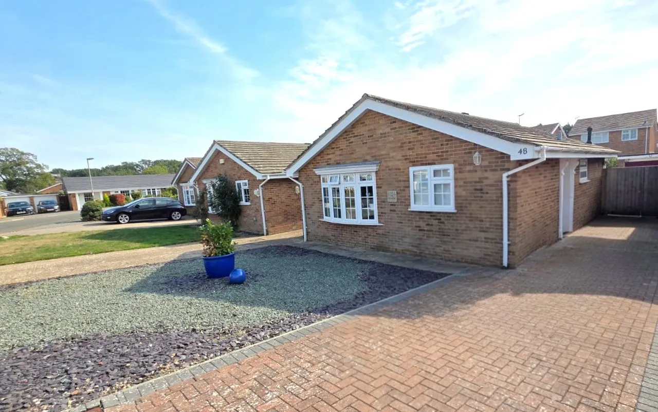 The Cravens, Smallfield, RH6, photo 18