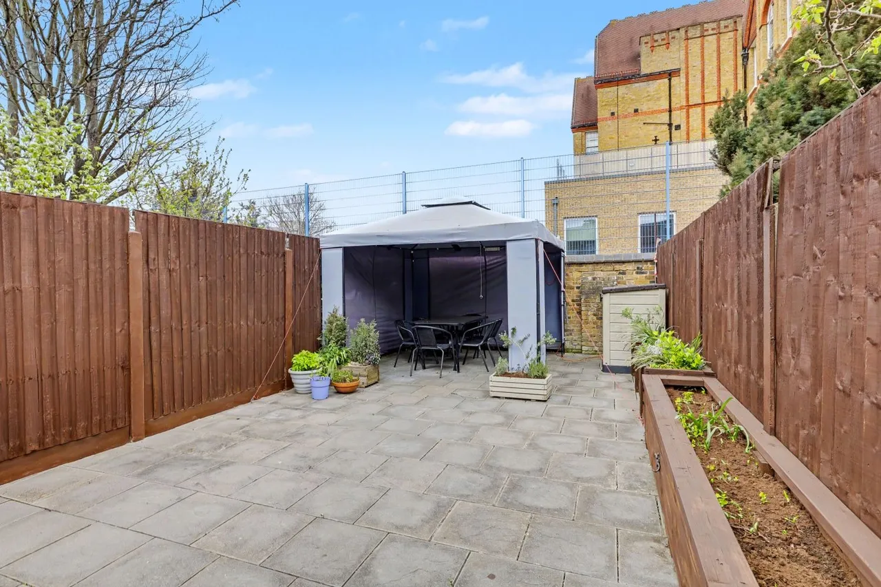 Salisbury Road, Manor Park, E12, photo 12
