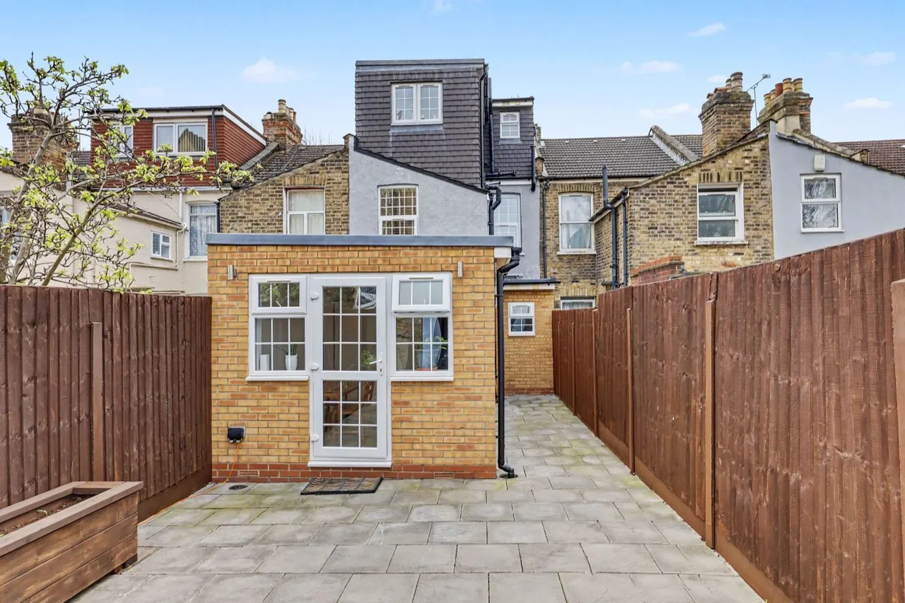 Salisbury Road, Manor Park, E12, photo 21