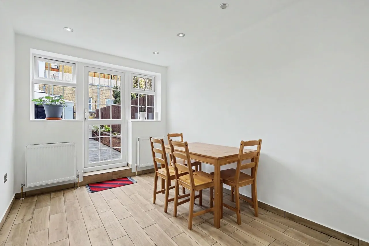 Salisbury Road, Manor Park, E12, photo 5