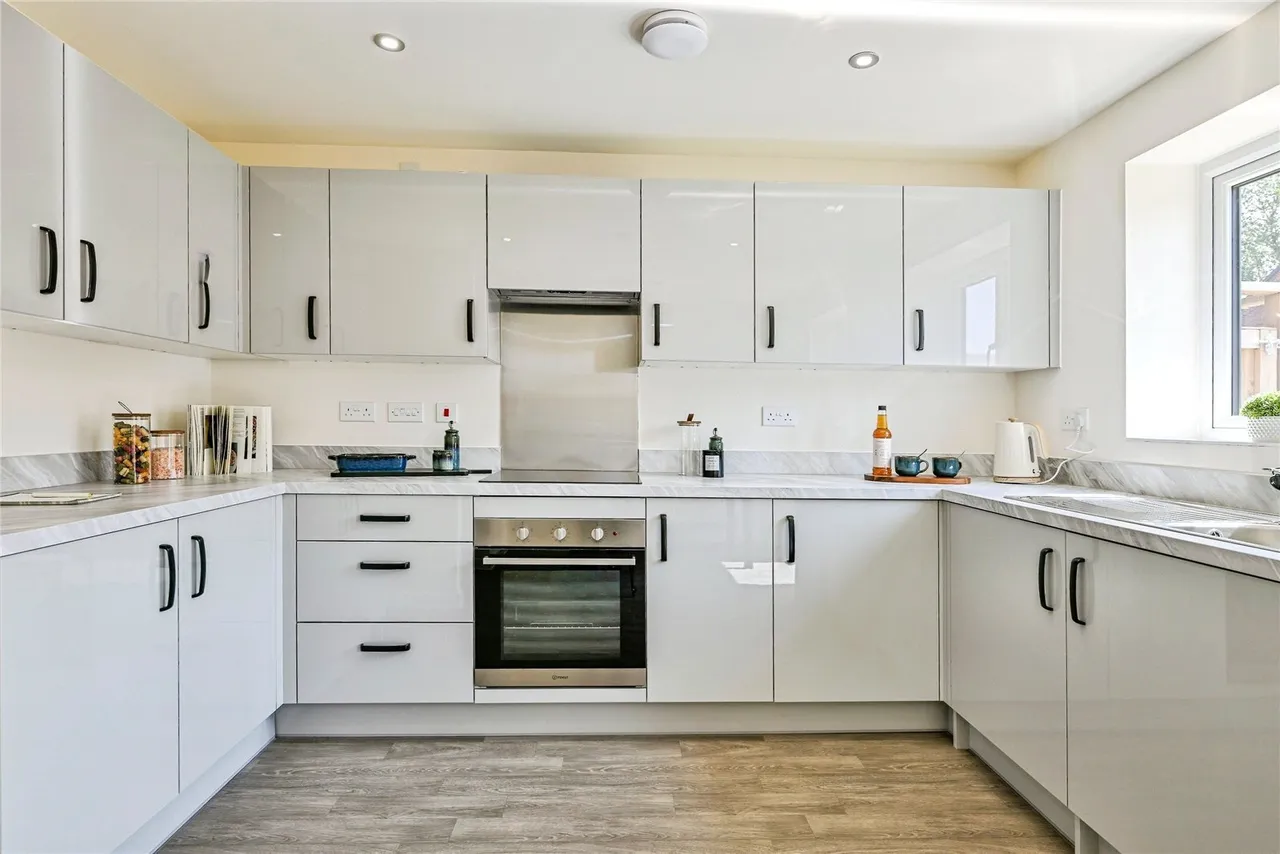Trentside, Beeston, NG90, photo 4