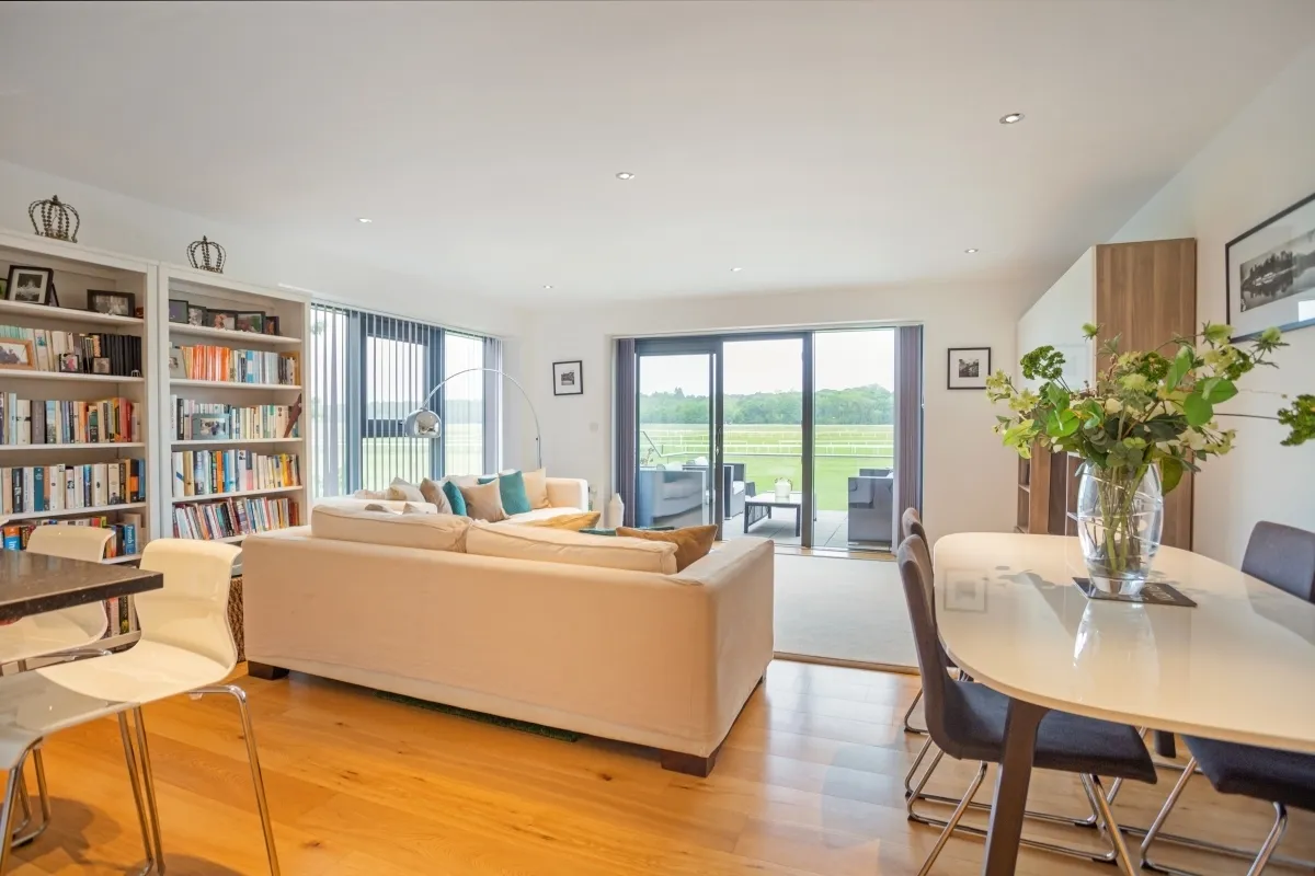 Cape Cross House Newbury, RG14, photo 4