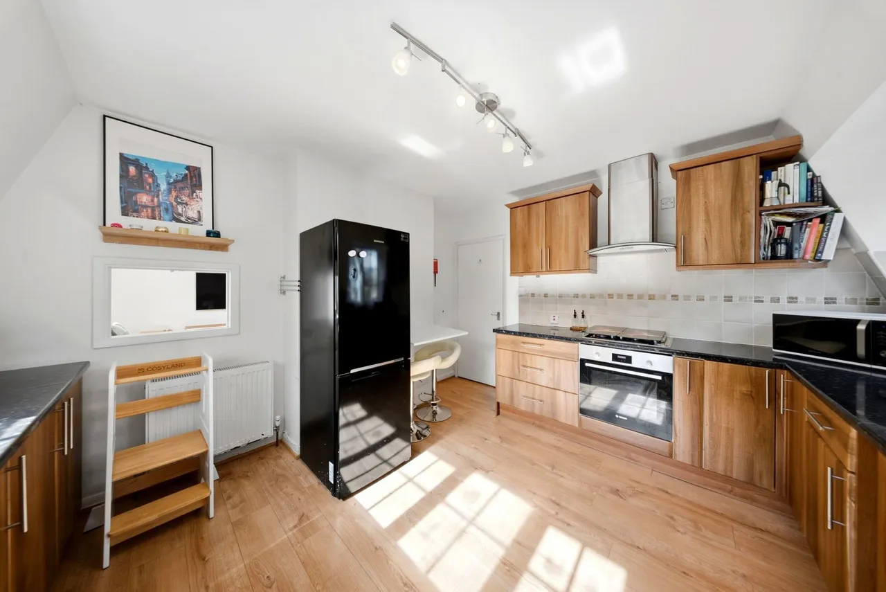 Herga Court, Harrow, HA1, photo 2