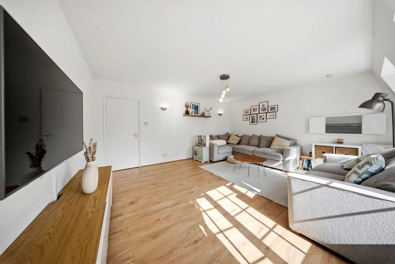 Herga Court, Harrow, HA1, photo 8