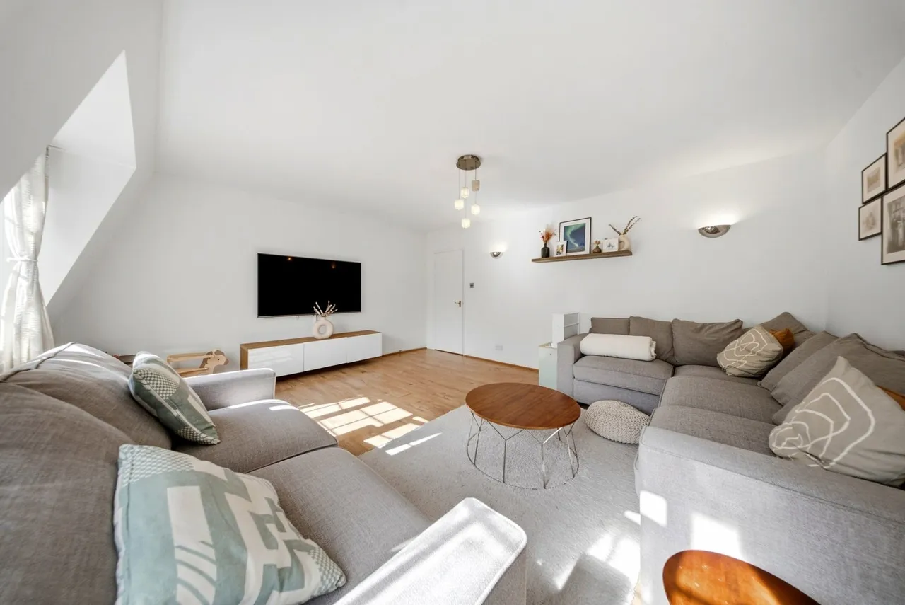Herga Court, Harrow, HA1, photo 7