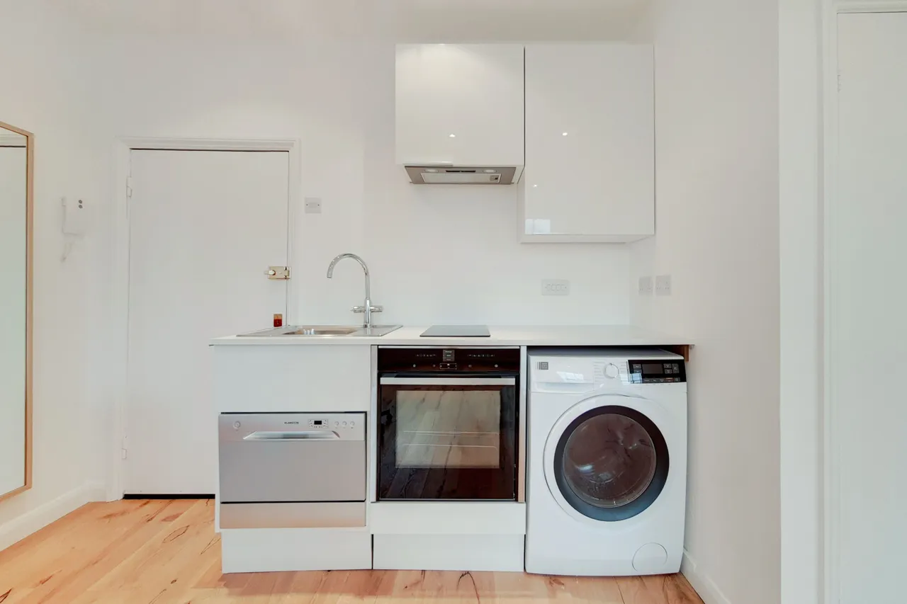 Flat 5, 50 Colebrooke Row, London, photo 4