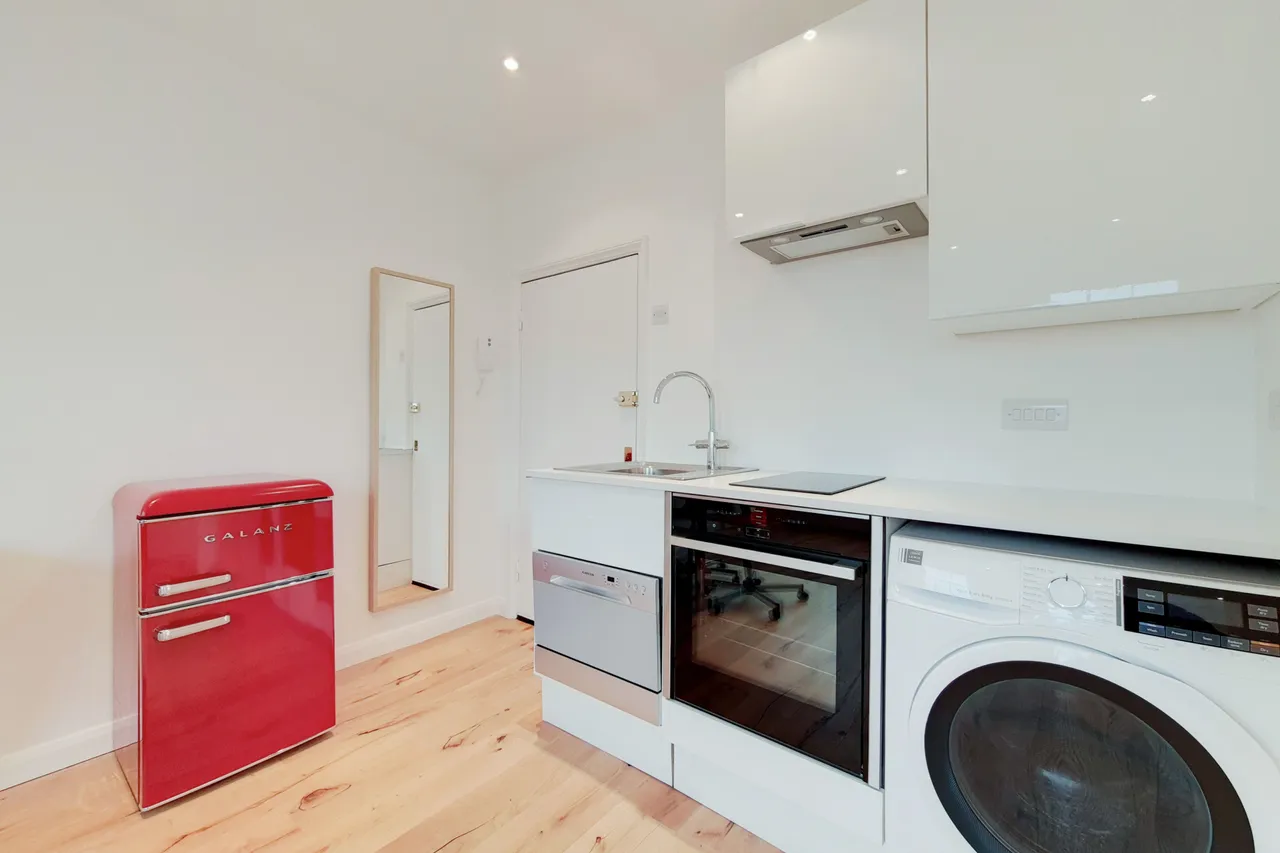 Flat 5, 50 Colebrooke Row, London, photo 3
