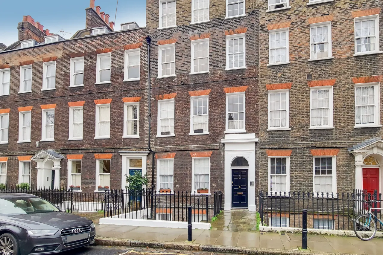Flat 5, 50 Colebrooke Row, London, photo 2