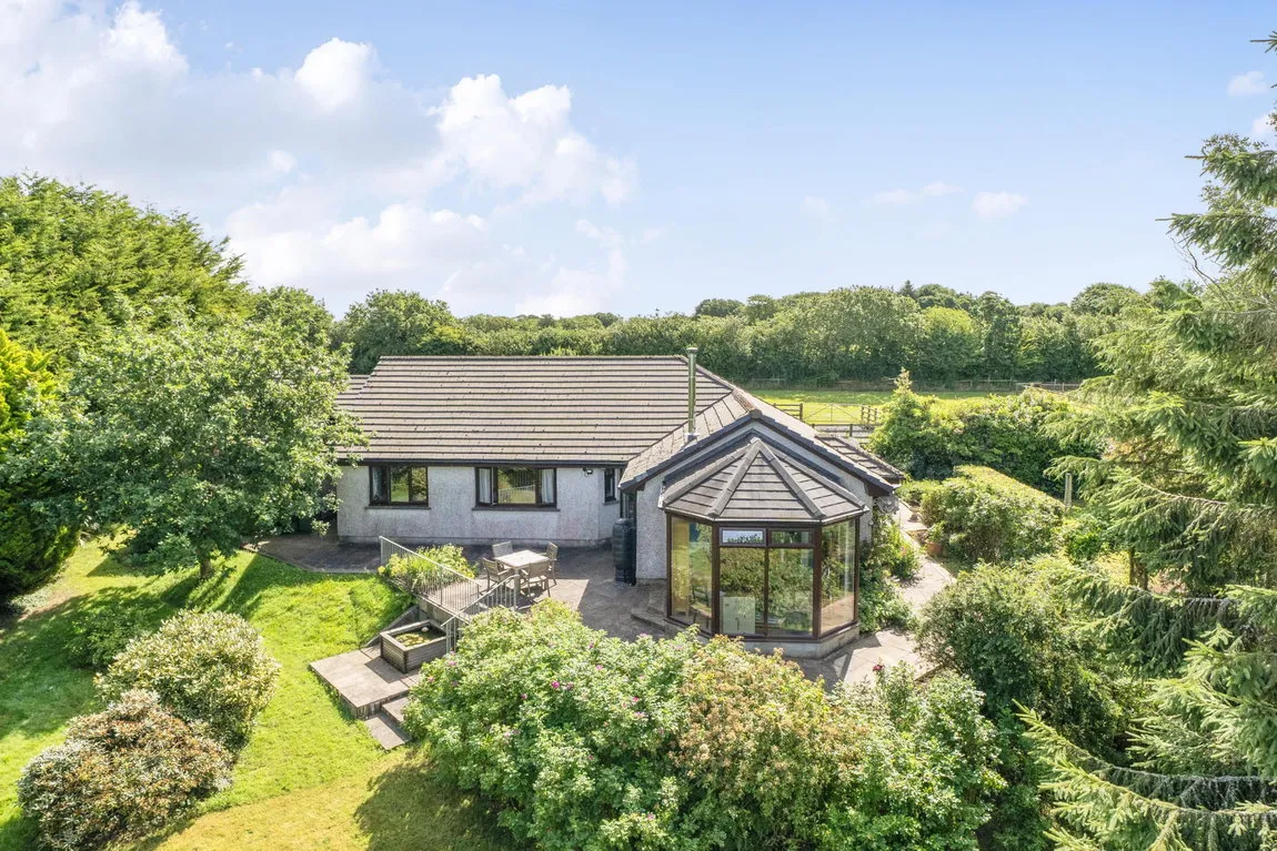 4 bed house for sale — Splatt, Tresmeer, Launceston, Cornwall, PL15 8QY