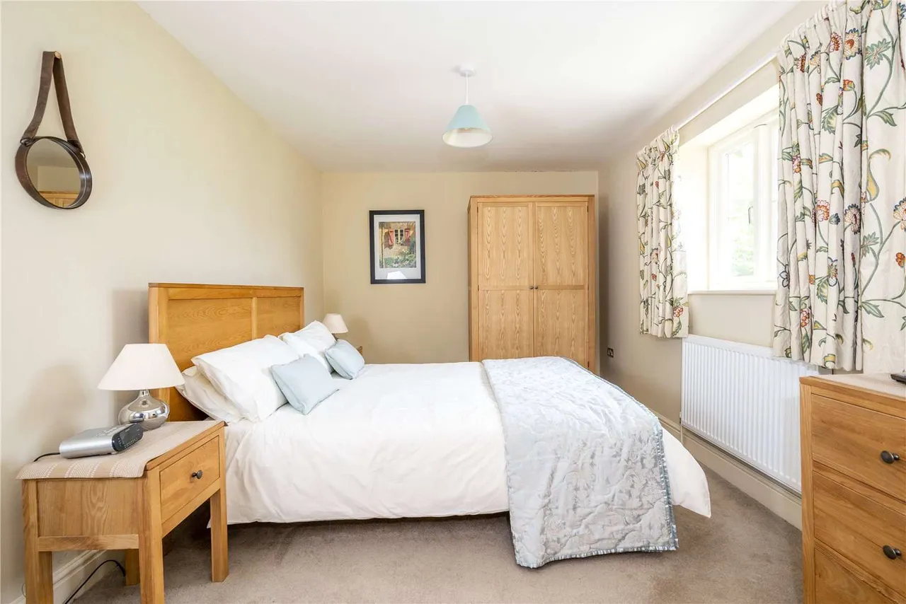 Alchester Road, Chesterton, Bicester, Oxfordshire, OX26 1UN, photo 10