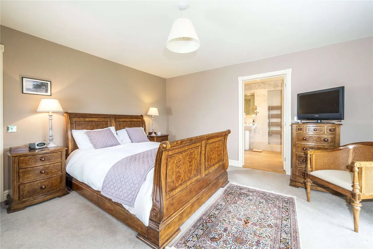 Alchester Road, Chesterton, Bicester, Oxfordshire, OX26 1UN, photo 9