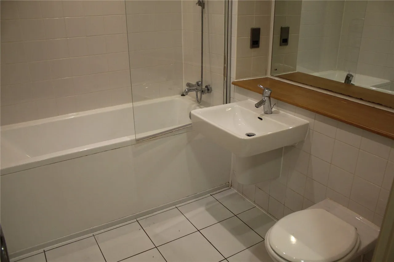 Taylorson Street South, Salford, Greater Manchester, M5, photo 5