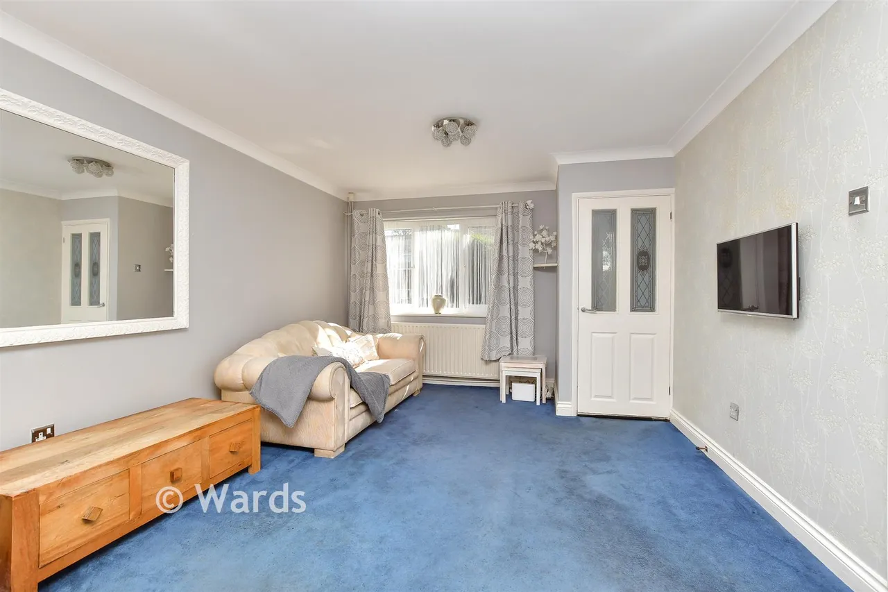 Moor Park Close, Rainham, ME8, photo 4