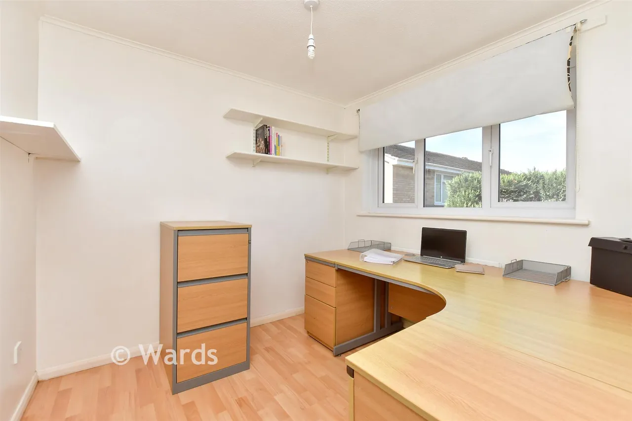 Moor Park Close, Rainham, ME8, photo 9