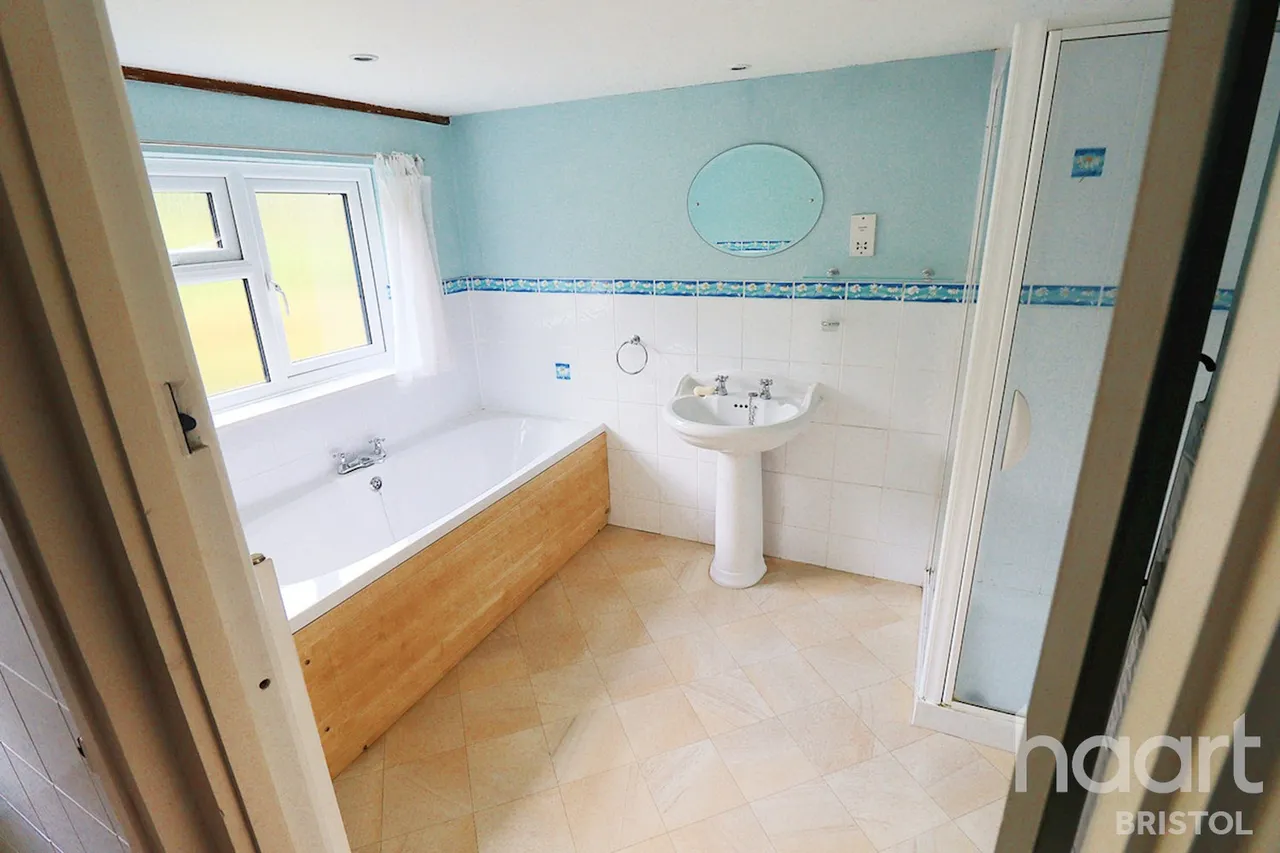 St Georges Hill, Bristol, BS20, photo 7