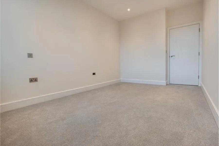 Harvest Crescent, Fleet, GU51, photo 7