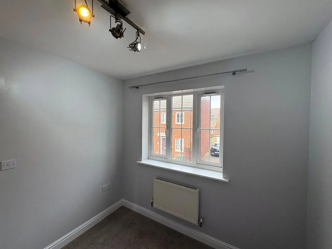 Fawn Drive, Aldershot, GU12, photo 17