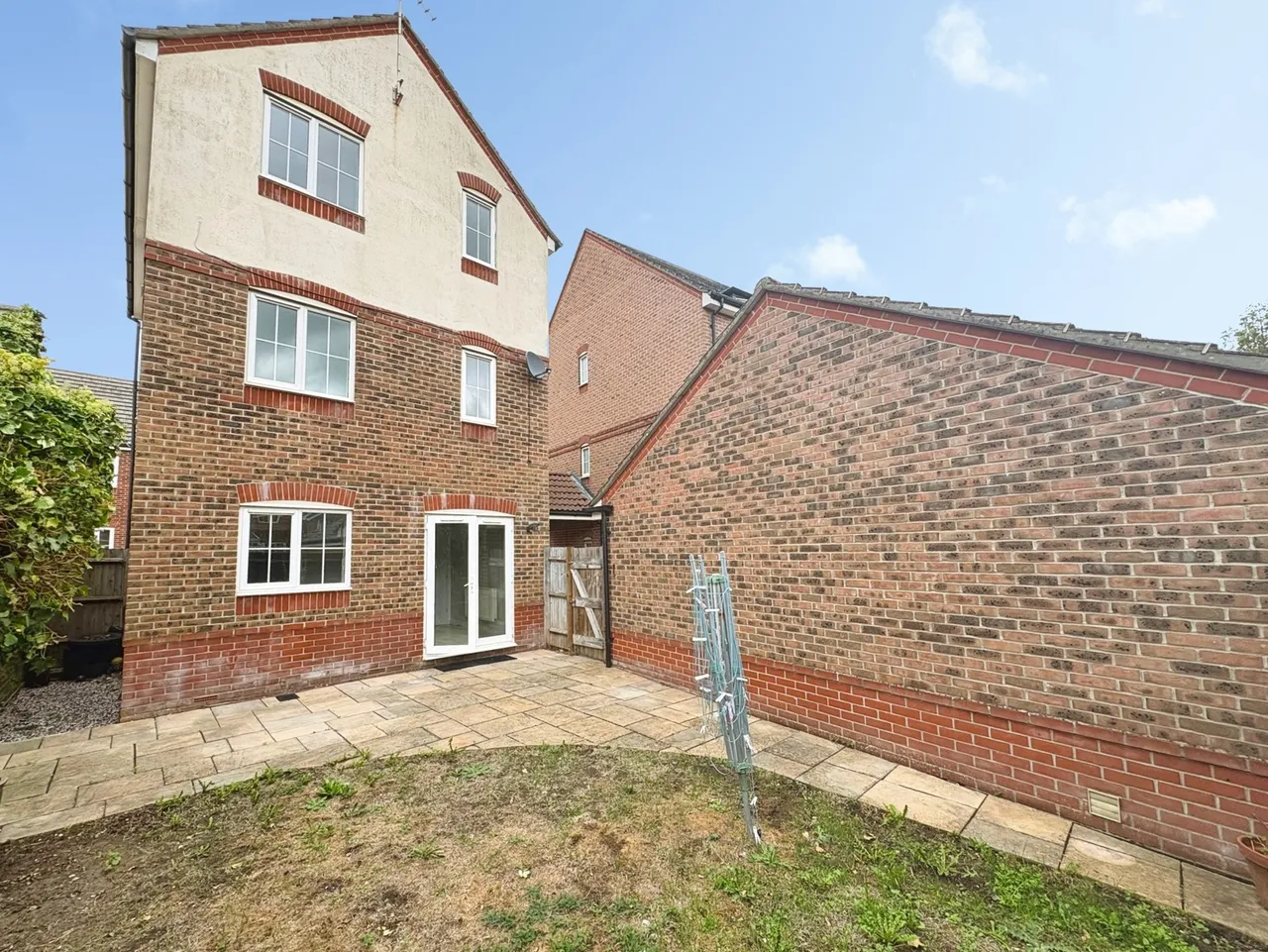 Fawn Drive, Aldershot, GU12, photo 24