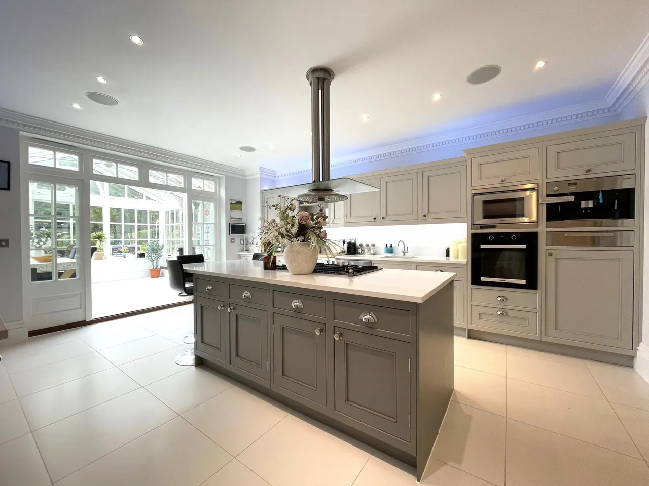Warren Drive, Kingswood, KT20, photo 8