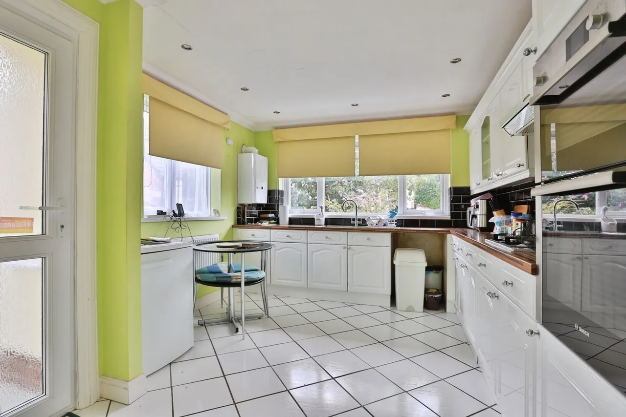 Tedder Road, East Howe, BH11, photo 4