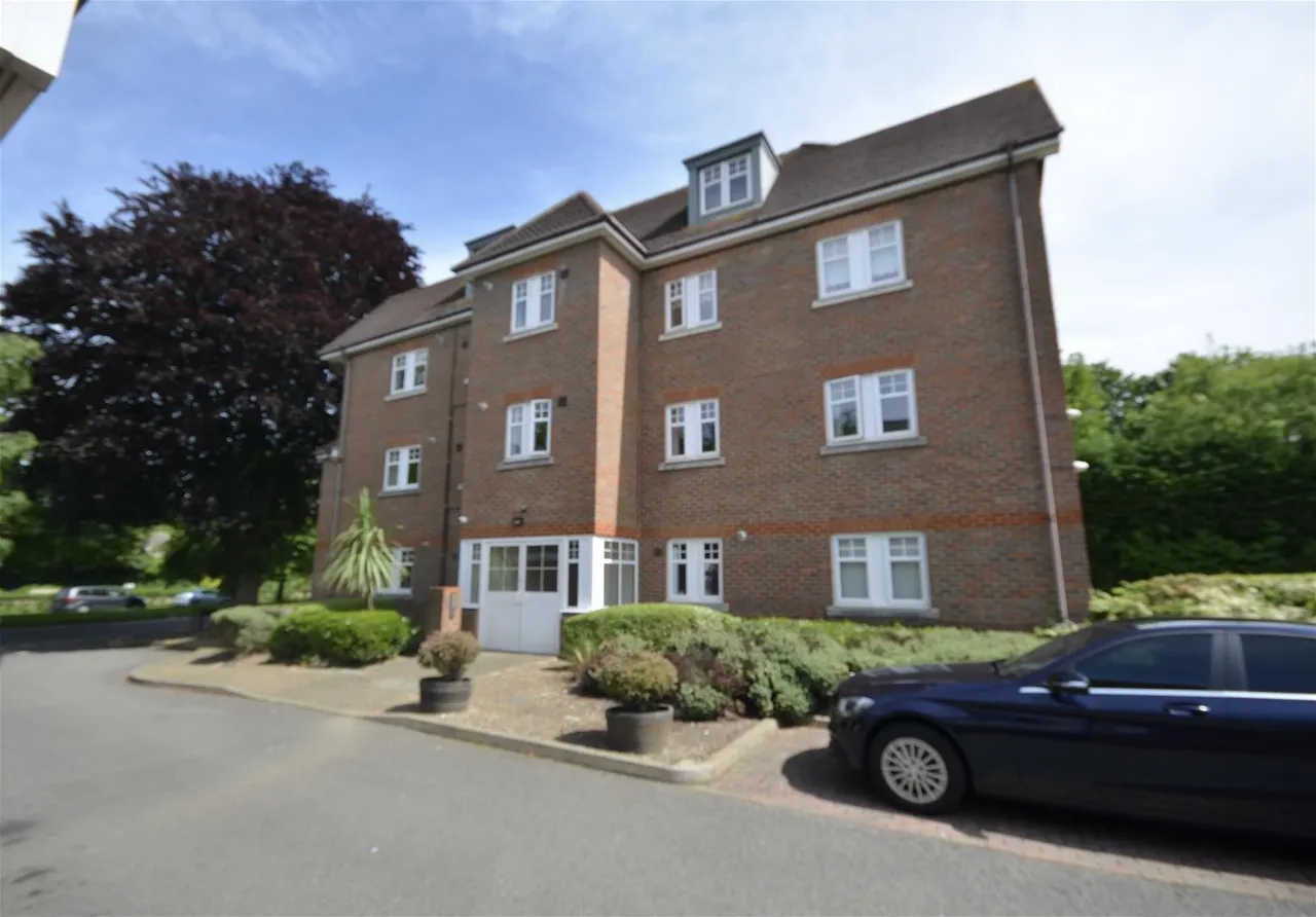 Rickmansworth Road, Watford, photo 2