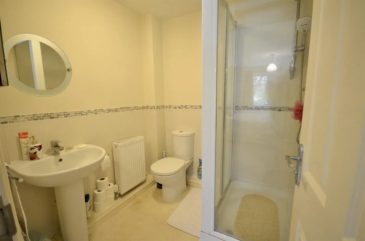Rickmansworth Road, Watford, photo 7