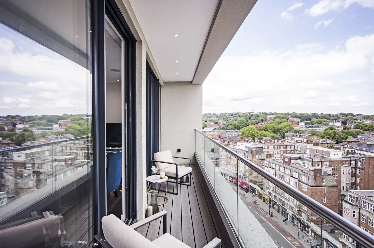 Penthouse 3, Centre Heights, 137 Finchley Road, London, photo 7
