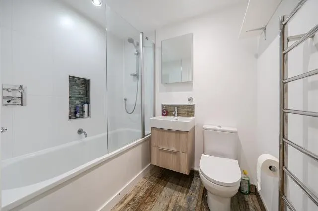 Hollyfield Road, Surbiton, KT5, photo 5