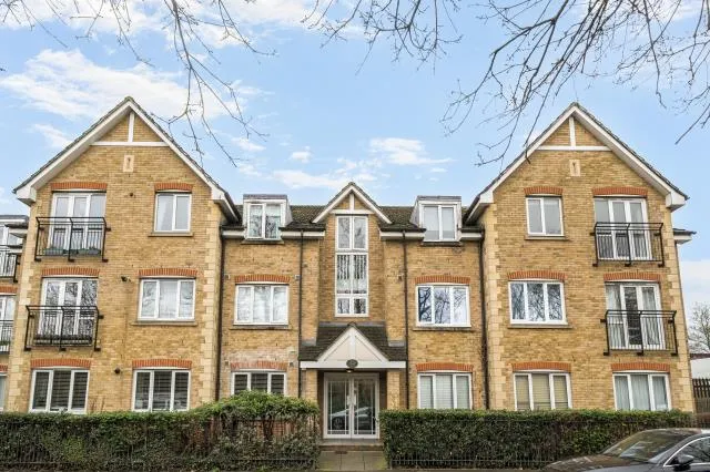Hollyfield Road, Surbiton, KT5, photo 8