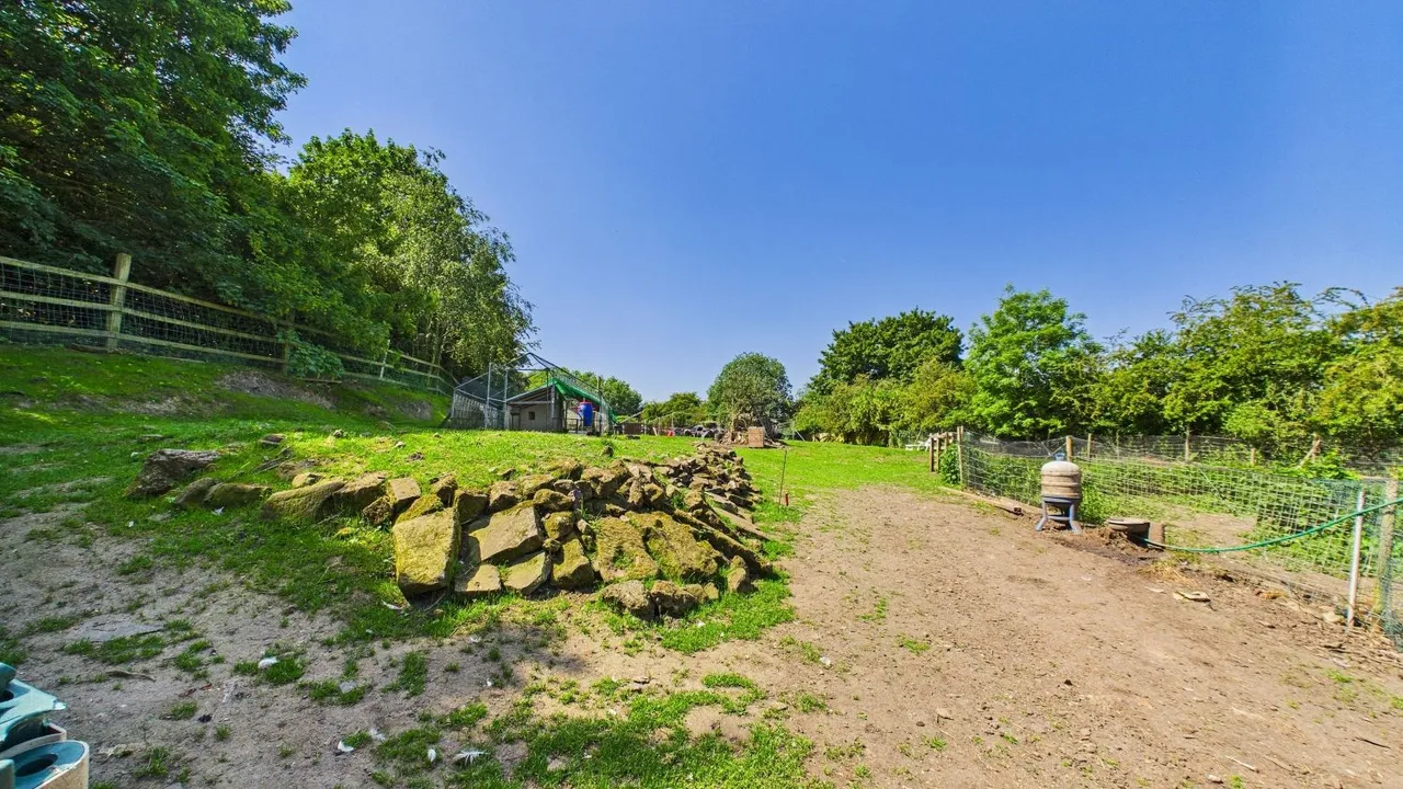 Tinglebridge, Hemingfield, S73, photo 15