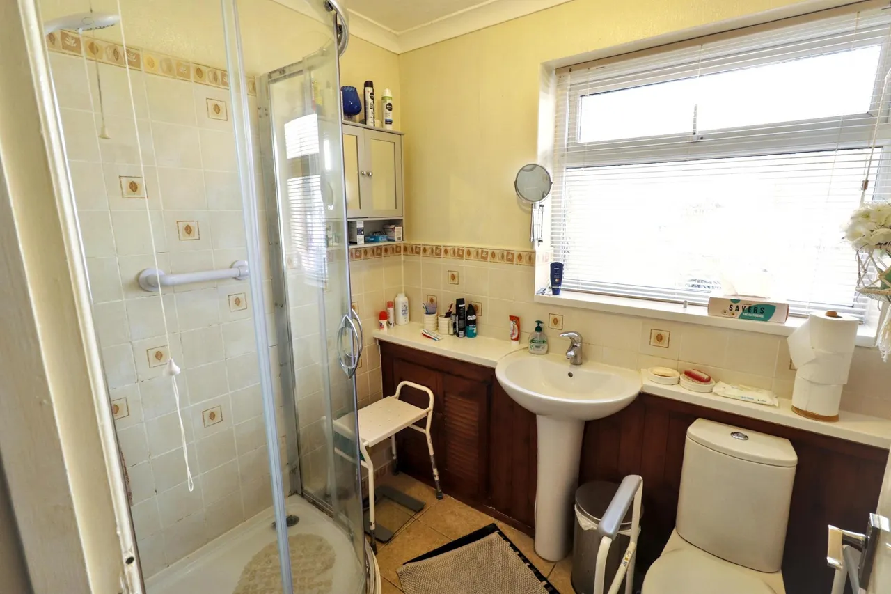 Southgate, Pinchbeck, PE11, photo 8