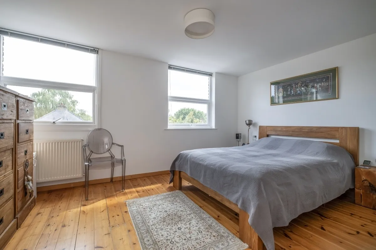 Meadow Close Richmond TW10, photo 5