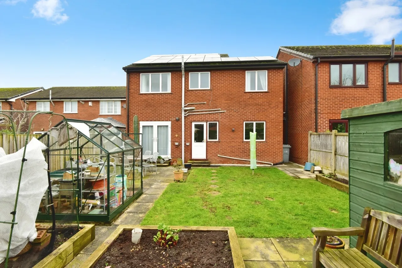 Booth Avenue, Sandbach, Cheshire, CW11, photo 9