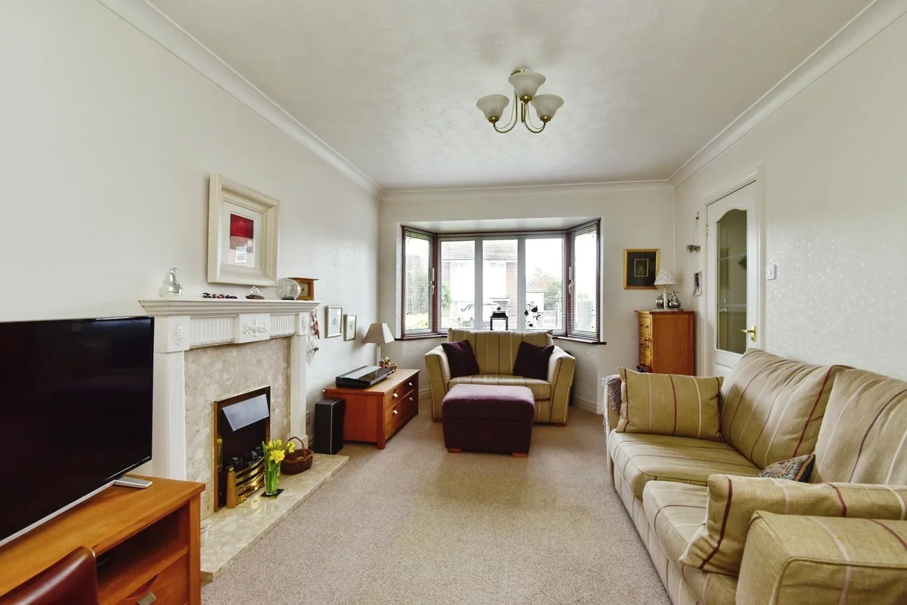 Booth Avenue, Sandbach, Cheshire, CW11, photo 2