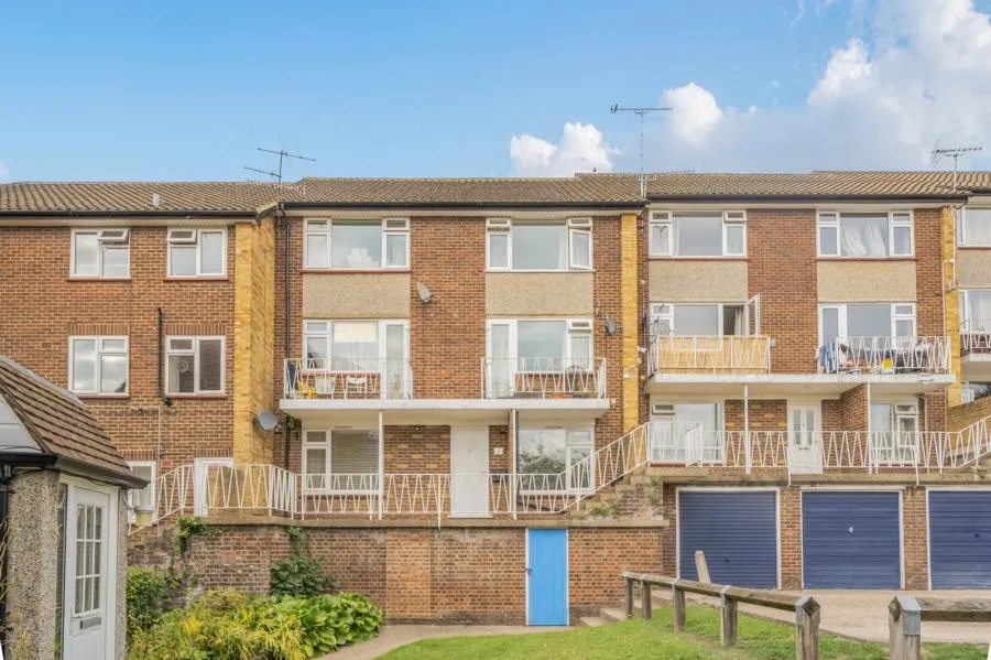Amersham Hill, High Wycombe, HP13, photo 13