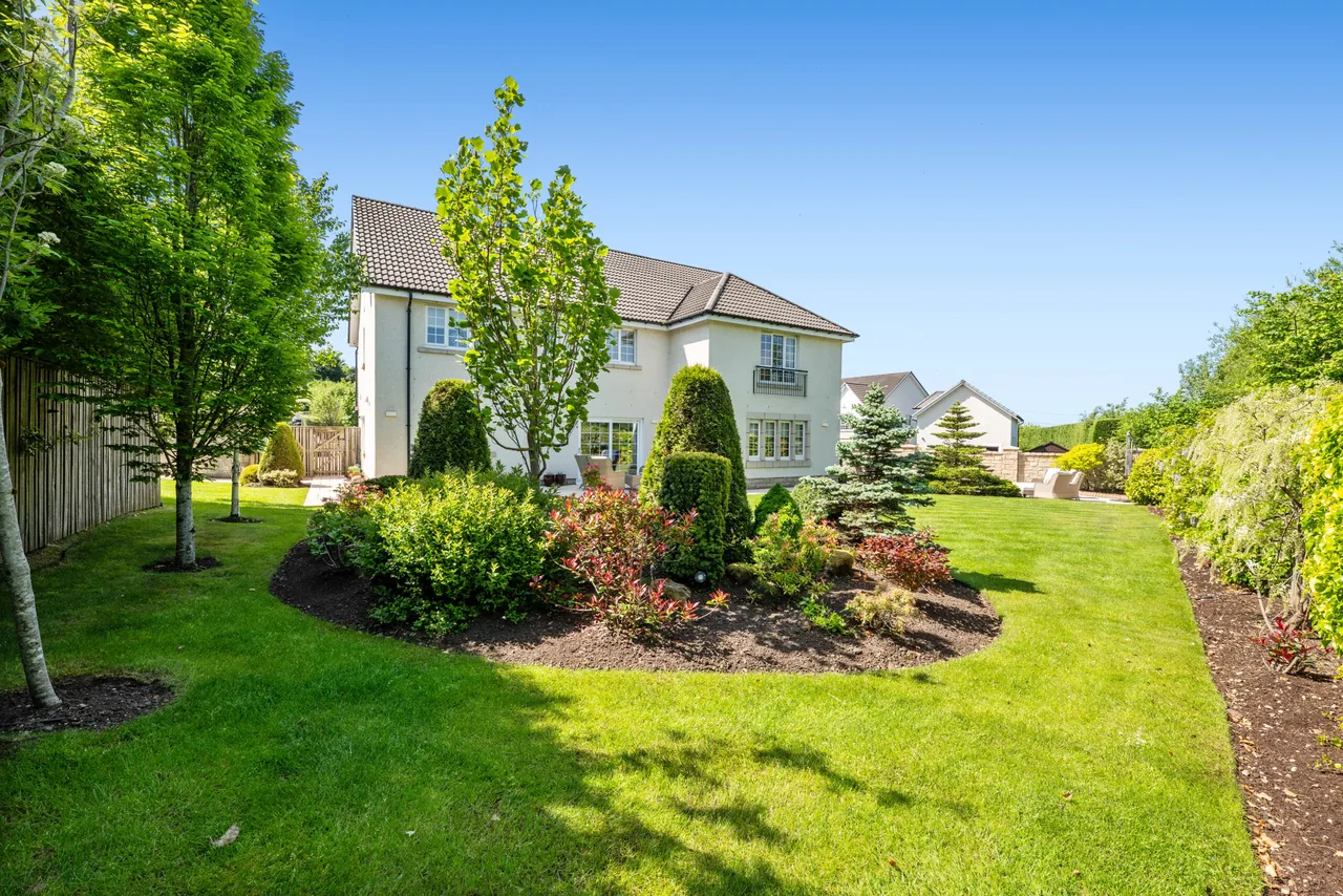 Baroness Drive, Thorntonhall, photo 30