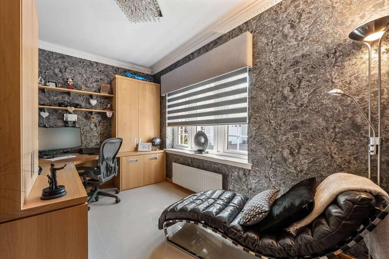 Baroness Drive, Thorntonhall, photo 6