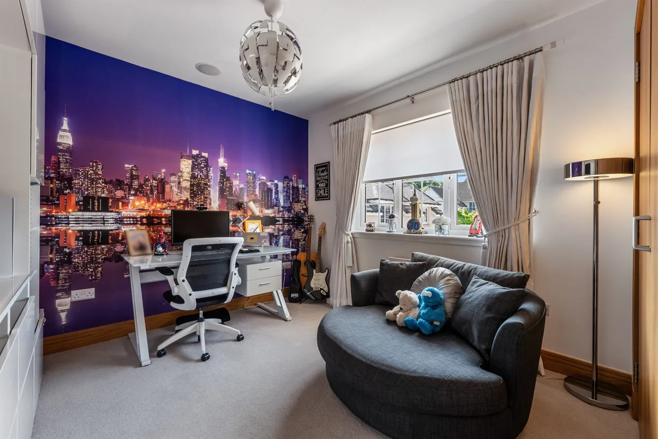 Baroness Drive, Thorntonhall, photo 21