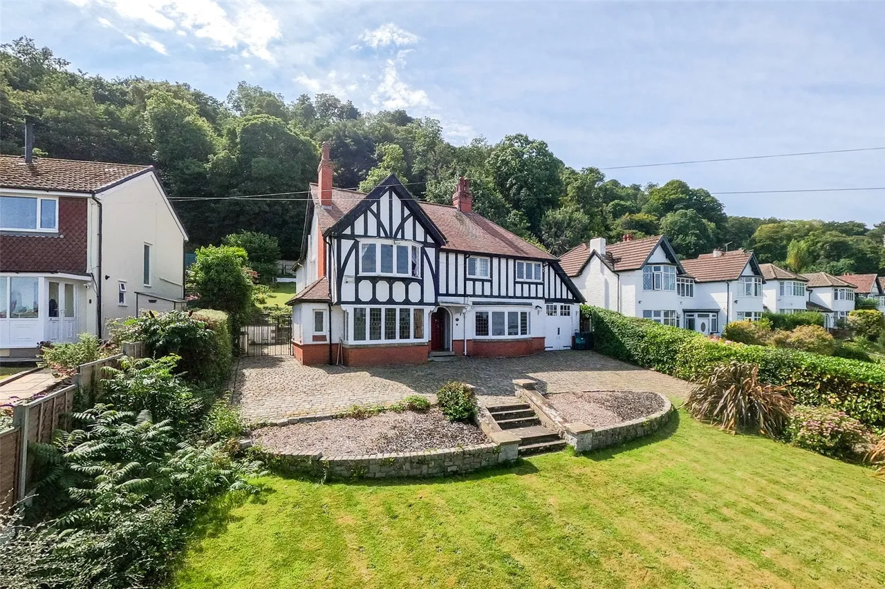 5 bed house for sale, Ael Y Bryn Road, Colwyn Bay, LL29