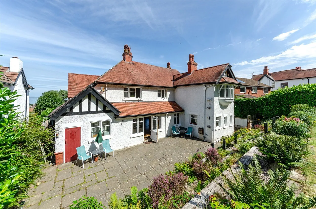 Ael Y Bryn Road, Colwyn Bay, LL29, photo 20