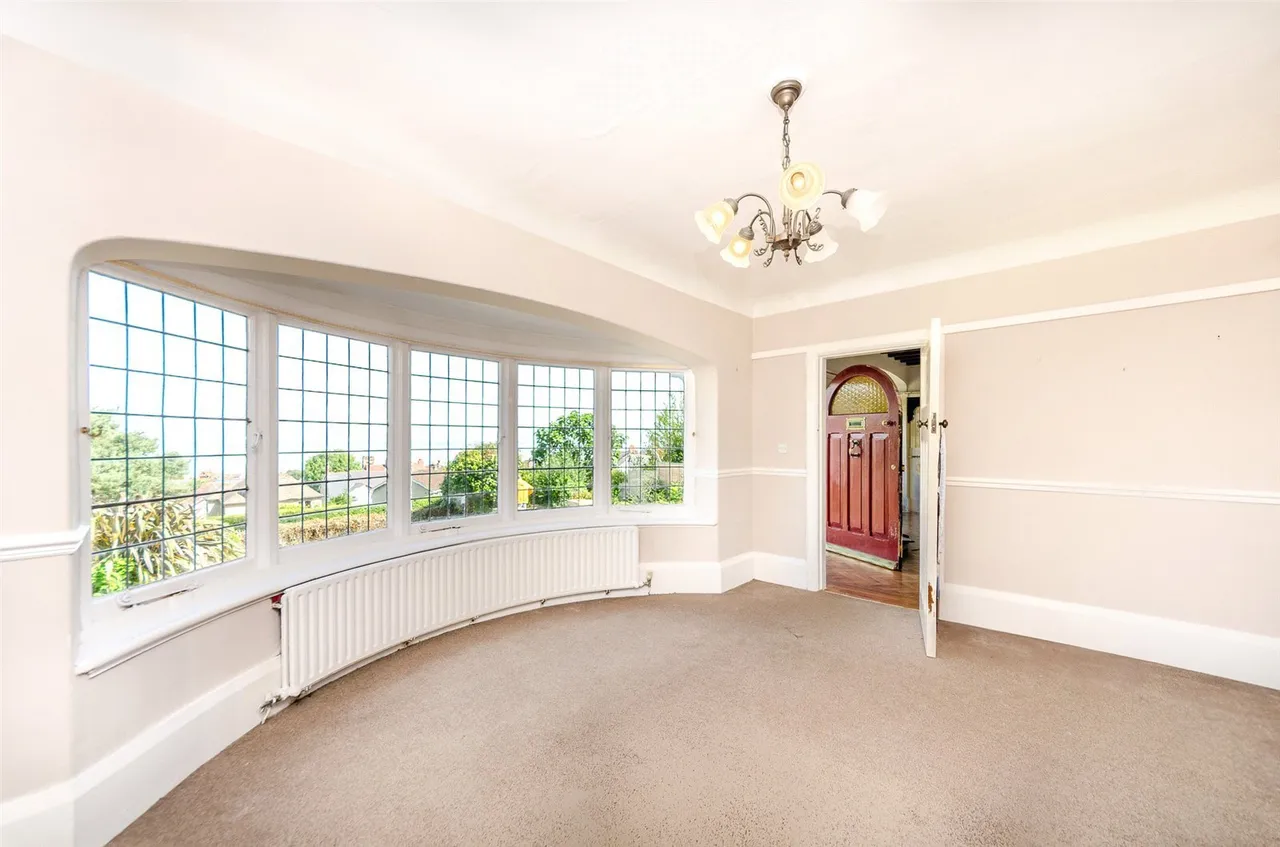 Ael Y Bryn Road, Colwyn Bay, LL29, photo 6