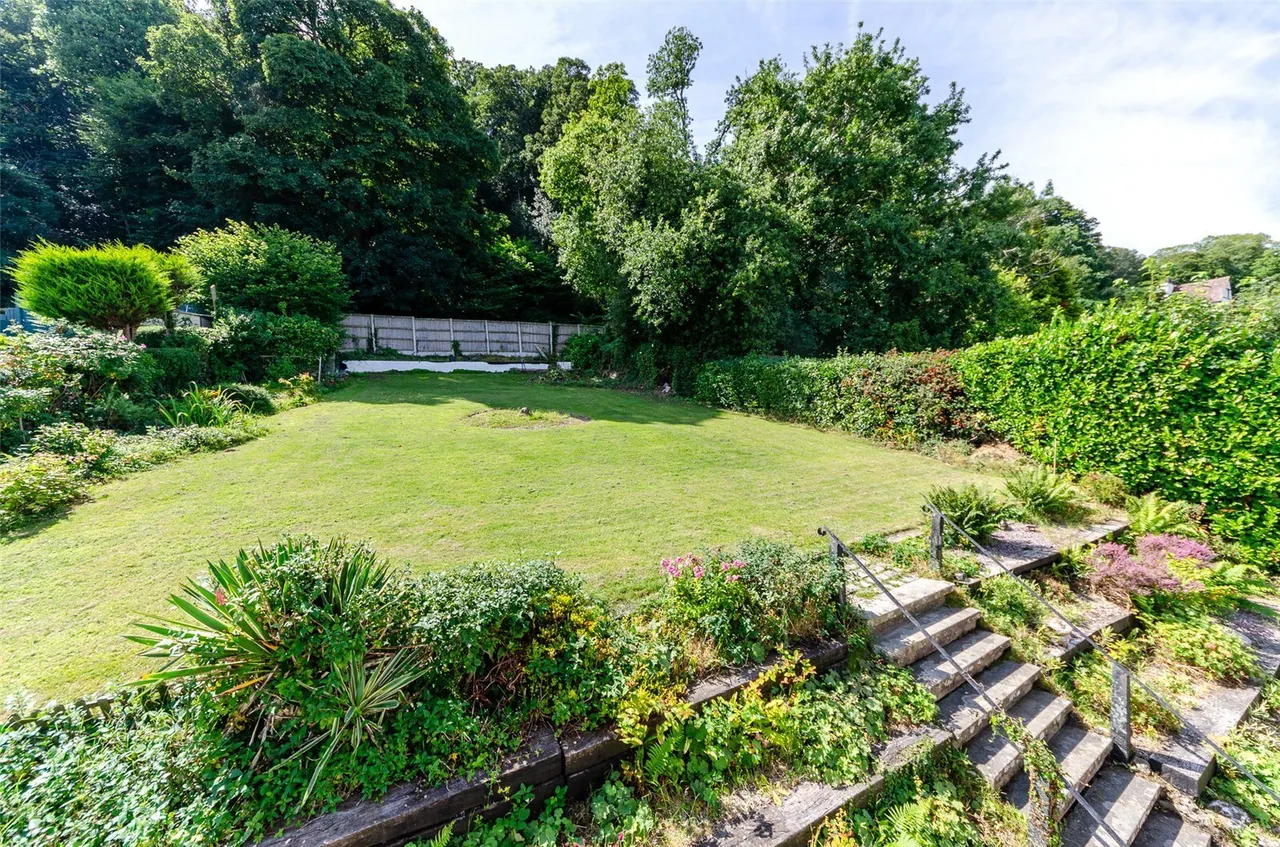 Ael Y Bryn Road, Colwyn Bay, LL29, photo 23