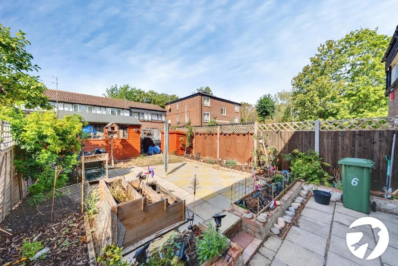Whimbrel Close, London, SE28, photo 24