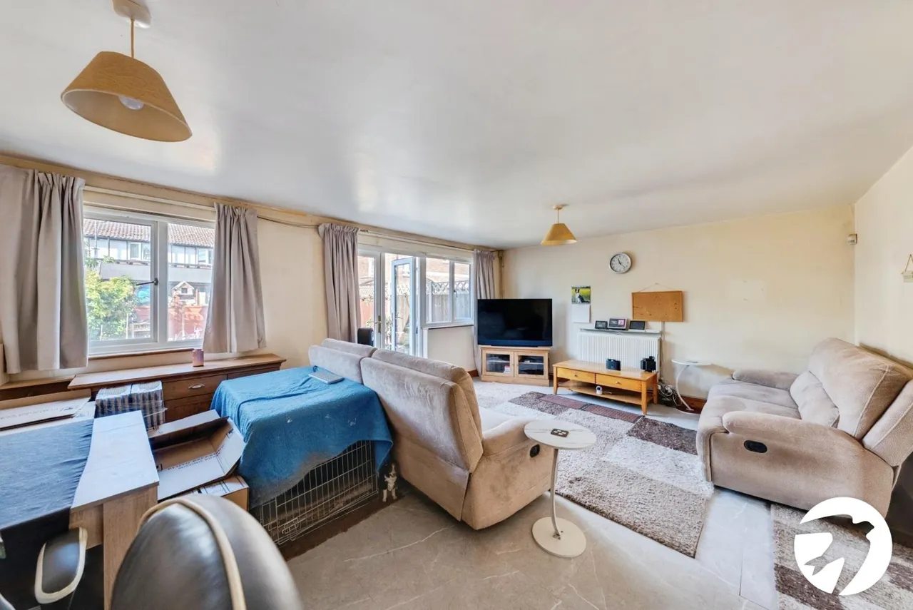 Whimbrel Close, London, SE28, photo 13